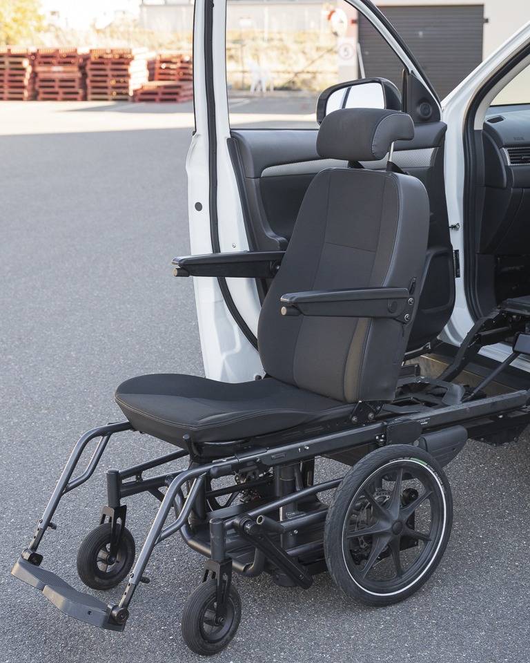 Carony Transfer Chair